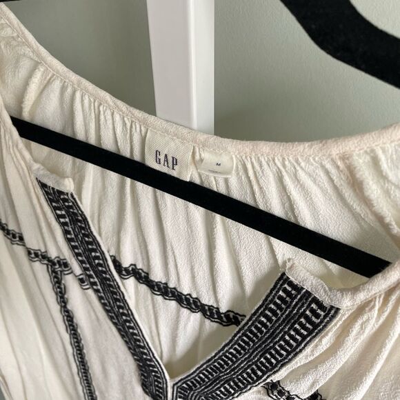 Gap Cream and Black Embroidered Blouse - Picture 3 of 3